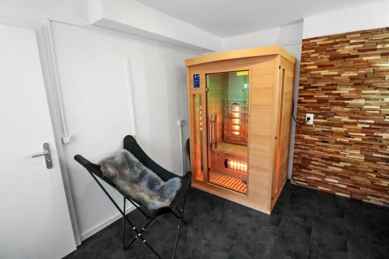 Appartement Confortable Avec Un Sauna 洛伊克巴德 外观 照片