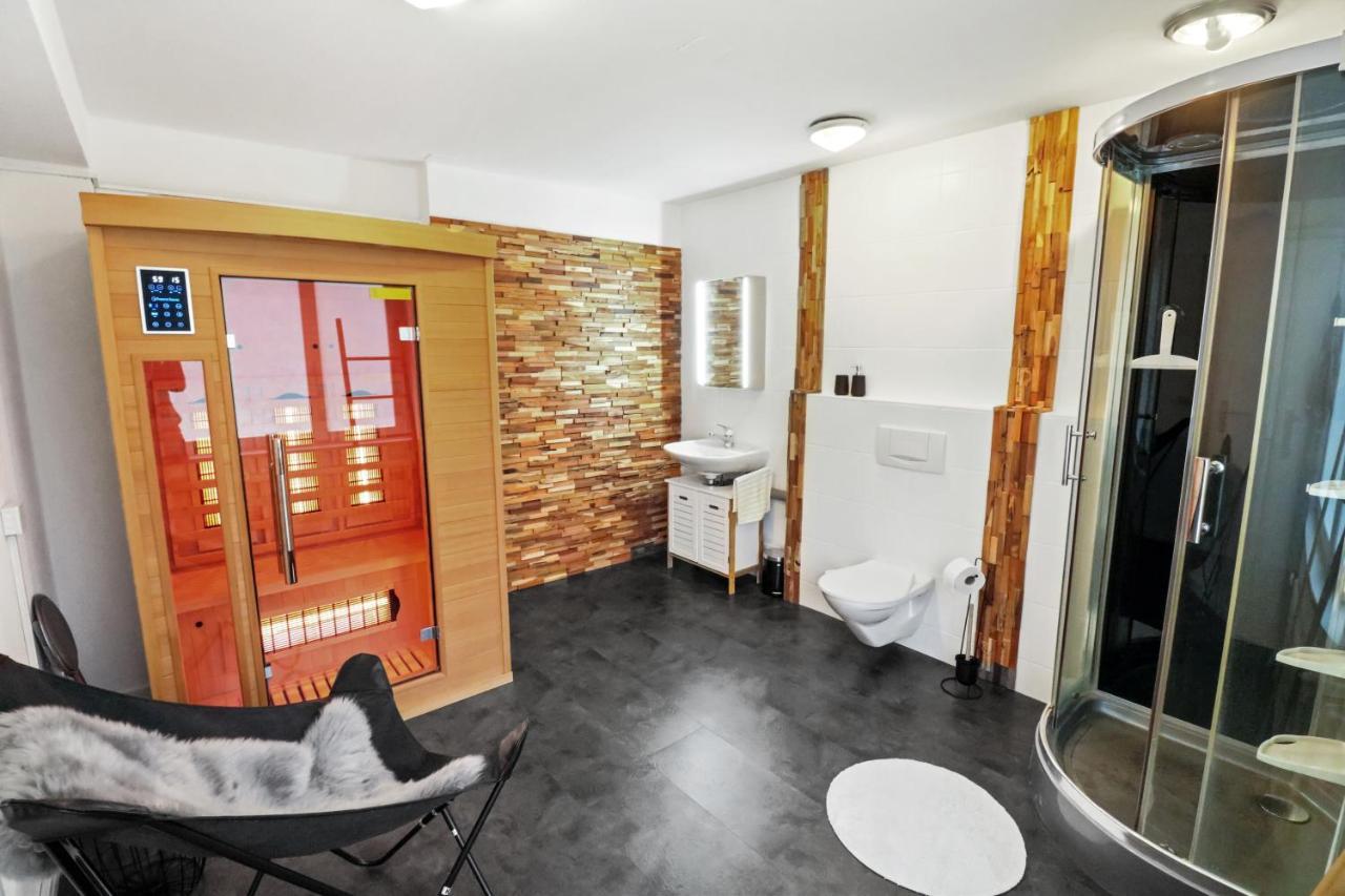Appartement Confortable Avec Un Sauna 洛伊克巴德 外观 照片